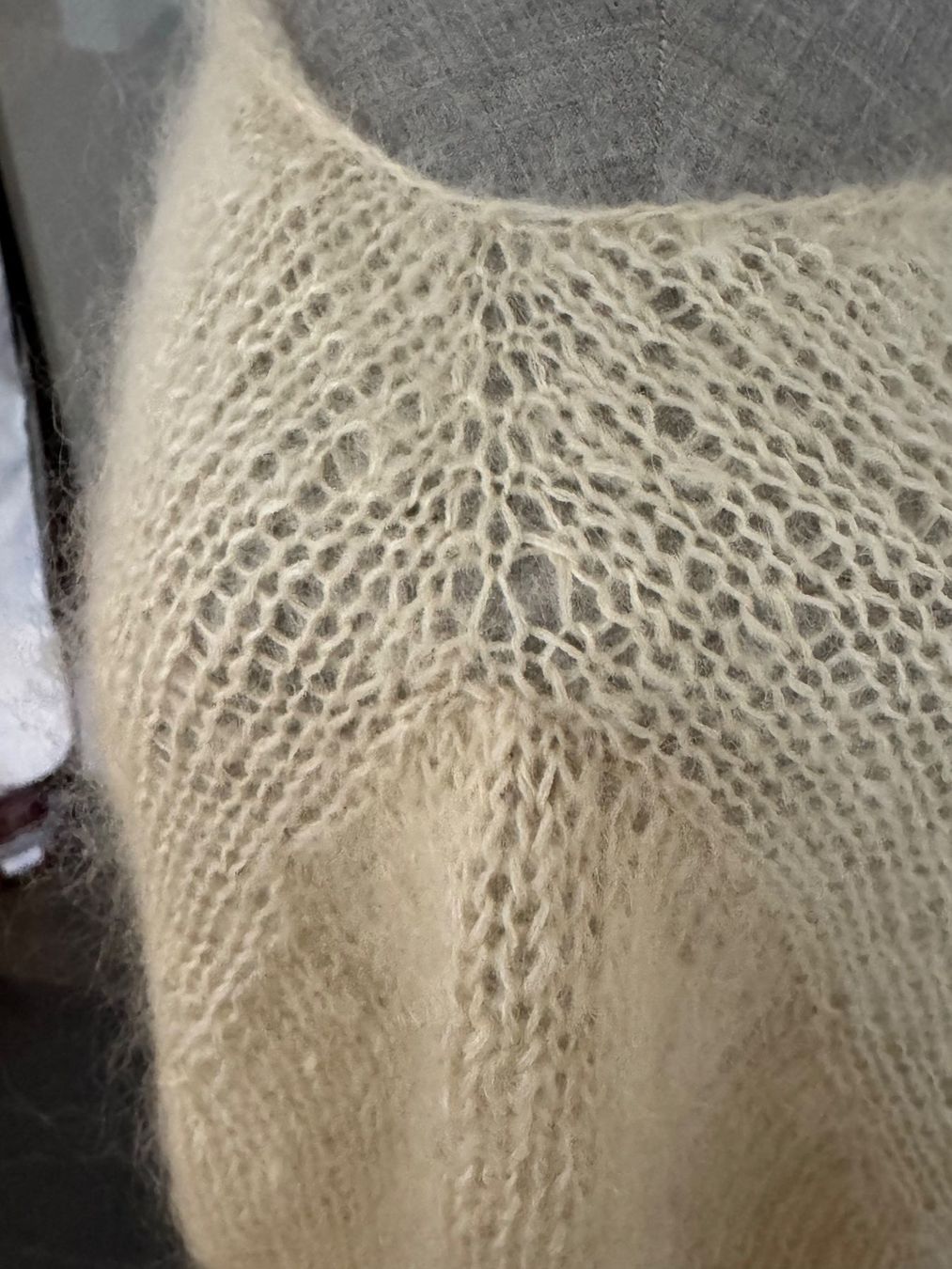 Maglioni & Felpe: Handgestrickter feiner Mohair/Seide Pullover NEU – Nuovo (secondo la descrizione) da neerach venduto da Ywonder 3