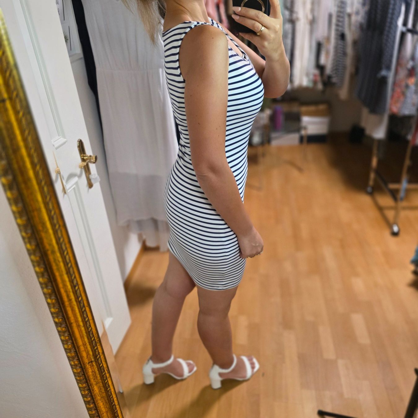 Kleider: Sommerliches Ringelkleid, , Grösse 38 – Gebraucht aus Wald ZH von CapLux 1
