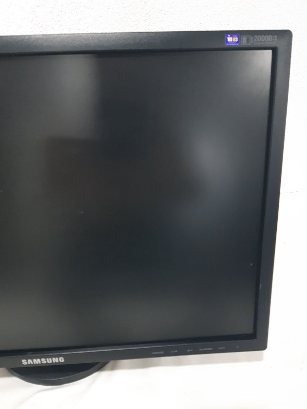 Samsung Monitor: Monitor SyncMaster Samsung 2243QW – Usato da Rheinau venduto da profitronic.shop 3