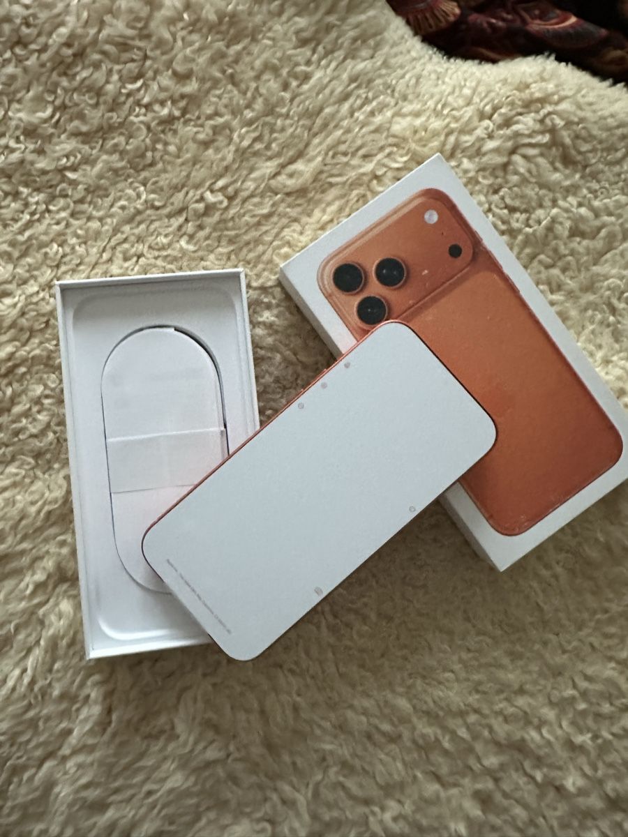 Apple Telefoni cellulari / Smartphones: iPhone 17pro Max 256GB – Nuovo (secondo la descrizione) da Niederdorf venduto da ash_rnk8 2