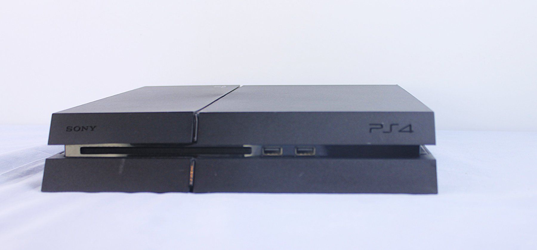 Sony Console: Playstation 4 mit Kontroller – Usato da Reinach BL venduto da bk_brockireinach 1