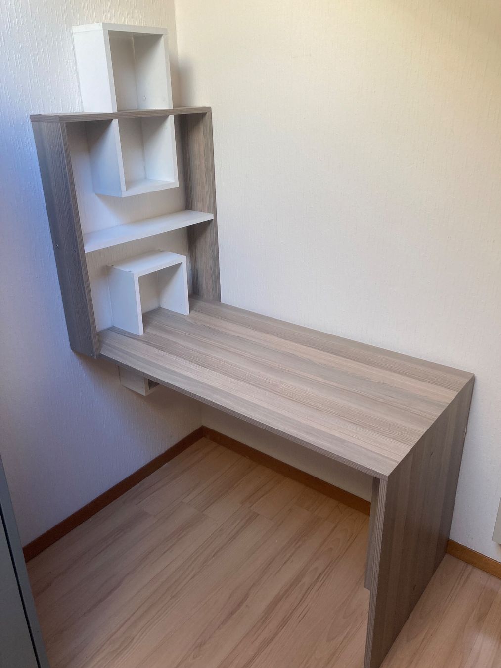 Schreibtische: Bureau mural – Gebraucht aus Eclépens von pal_t7f7 2