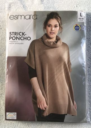 STRICK-PONCHO ORIGINALVERPACKT