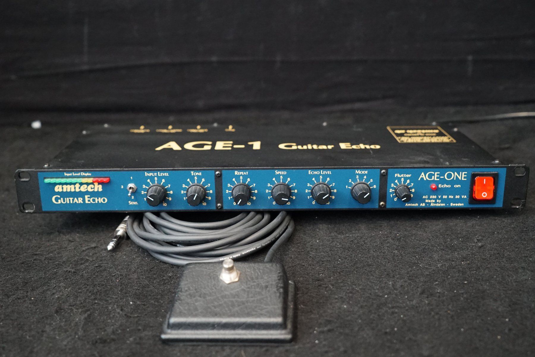 Instruments de musique: AmTech Age-One Guitar Echo Effects Processor – D'occasion à Ortschwaben par Musictrade