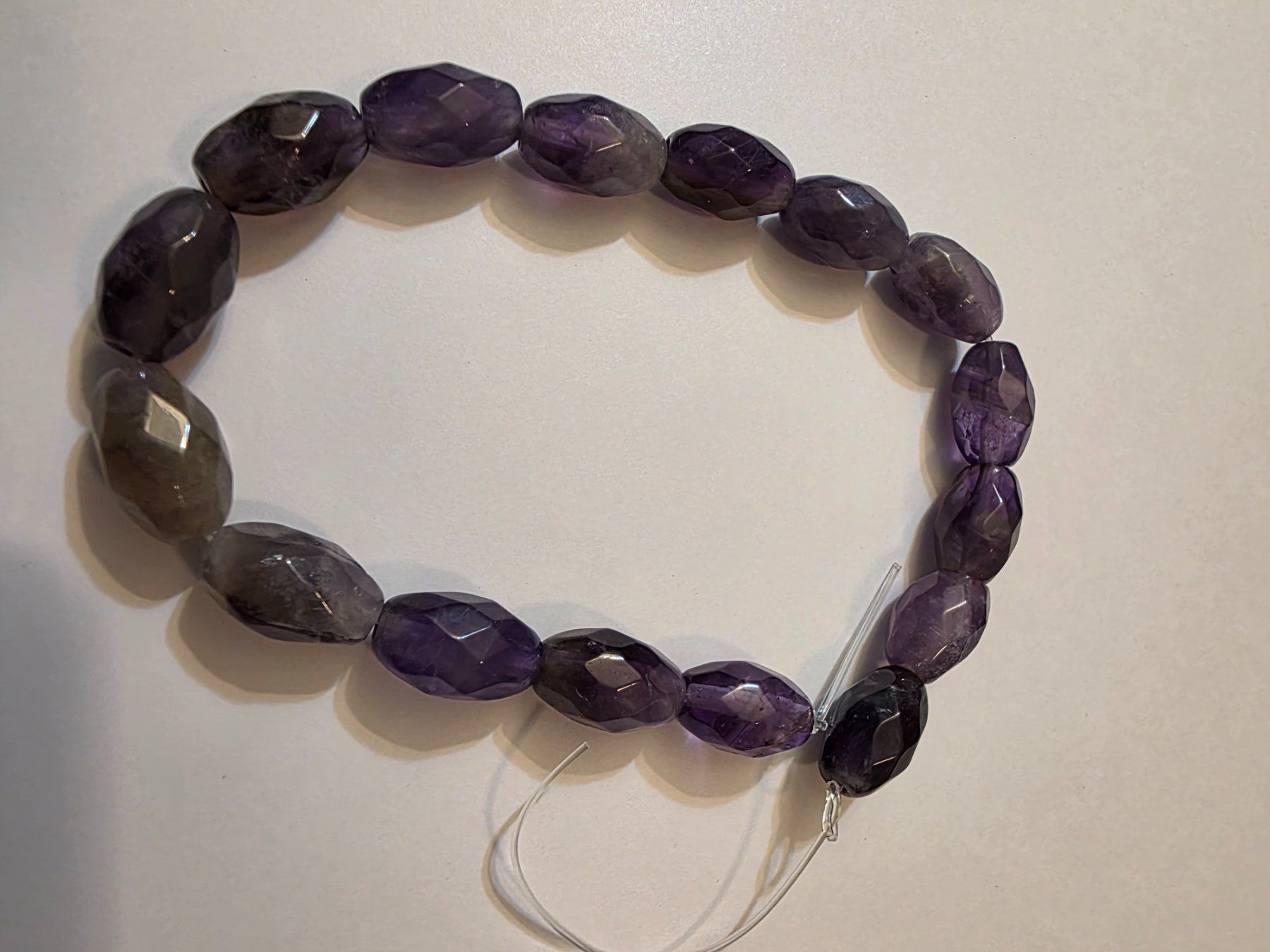 Mineralien & Heilsteine: Amethyst 8x12mm. Strang – Neu und originalverpackt aus Menziken von Mirager 3