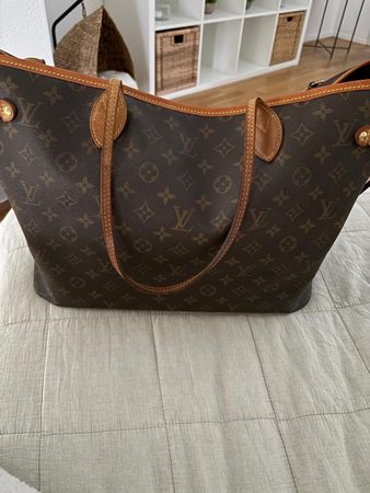 louis vuitton neverfull GM