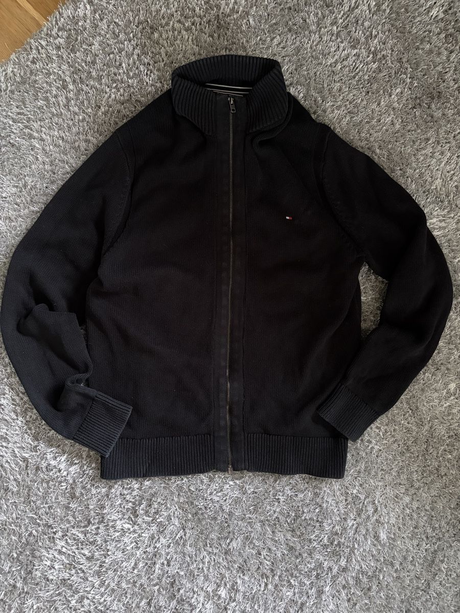 Tommy Hilfiger Maglioni & Felpe: Tommy Hilfiger Zip-Up Cardigan – Usato da Brislach venduto da edu_t6pq
