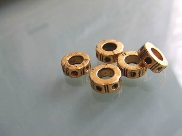 Perle (finte): Perle Ring  vergoldet         2 Stück – Nuovo (secondo la descrizione) da Alpnachstad venduto da perlengaby 1