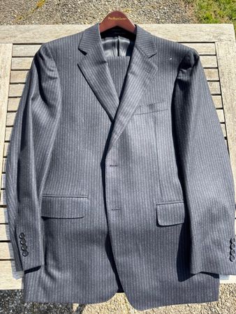 Canali Anzug Kreidestreifen, blau, beschädigt