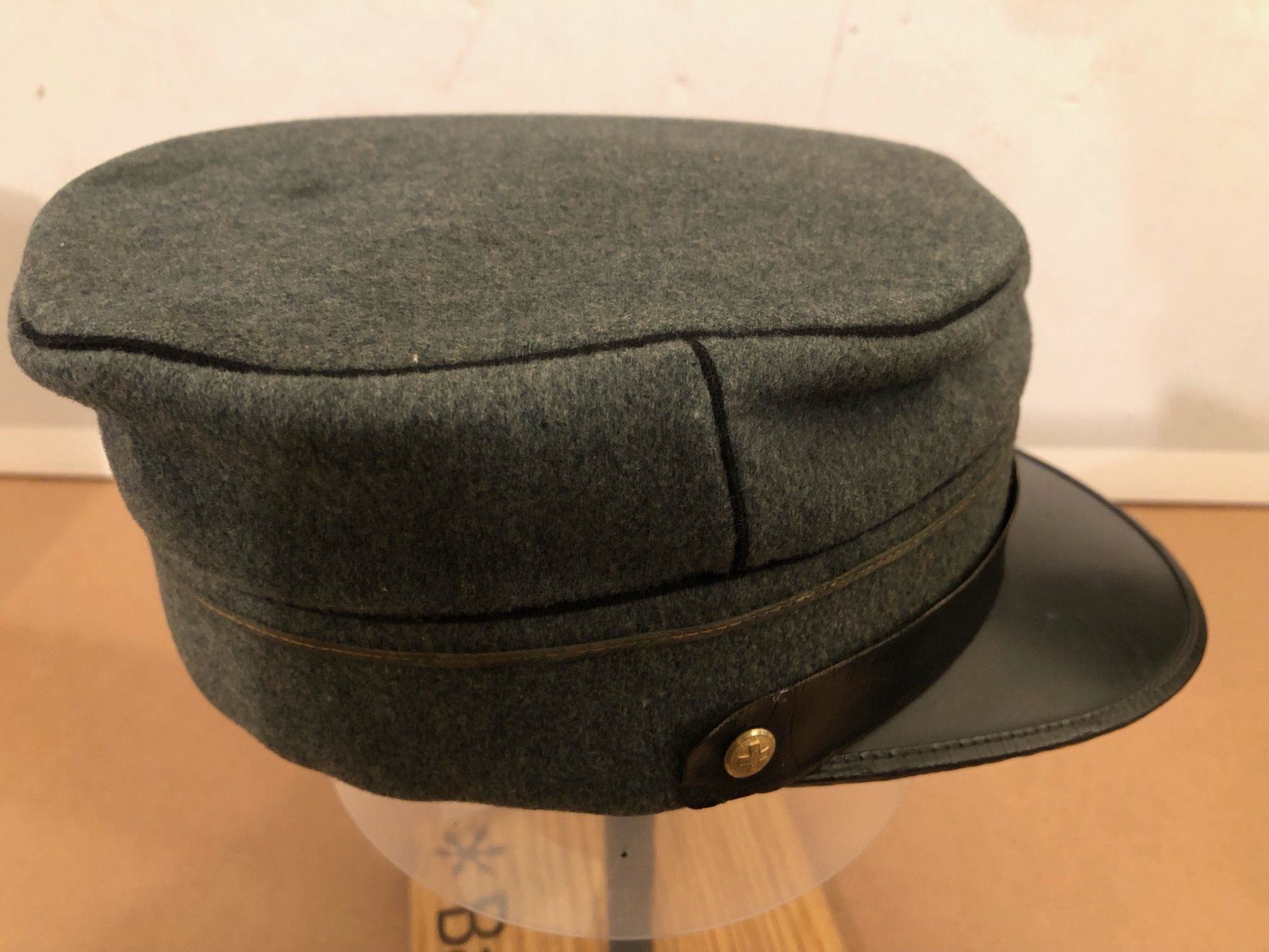 Schweizer Armee Hüte, Mützen & Caps: Offiziersmütze Ordonnanz 1917 – Gebraucht aus Gümmenen von Ug6 2