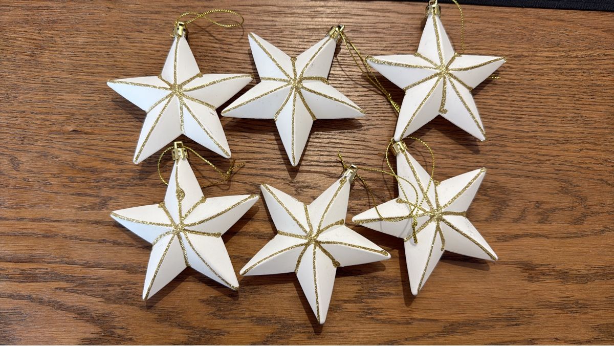 Migros Alle Dekorationen: Weihnachtsbaumkugeln – Gebraucht aus Wettingen von rom_zm2f