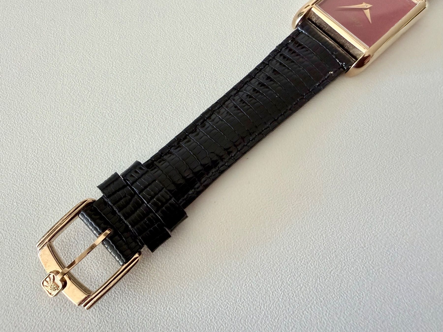 Orologi: CATENA "Tank" type, MEDIUM, Plaqué or, Mechanical, Swiss – Nuovo e nell'imballaggio originale da Le Mont-sur-Lausanne venduto da LycaGallery 6