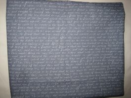 Baumwollstoff schieferblau mit weisser Schrift