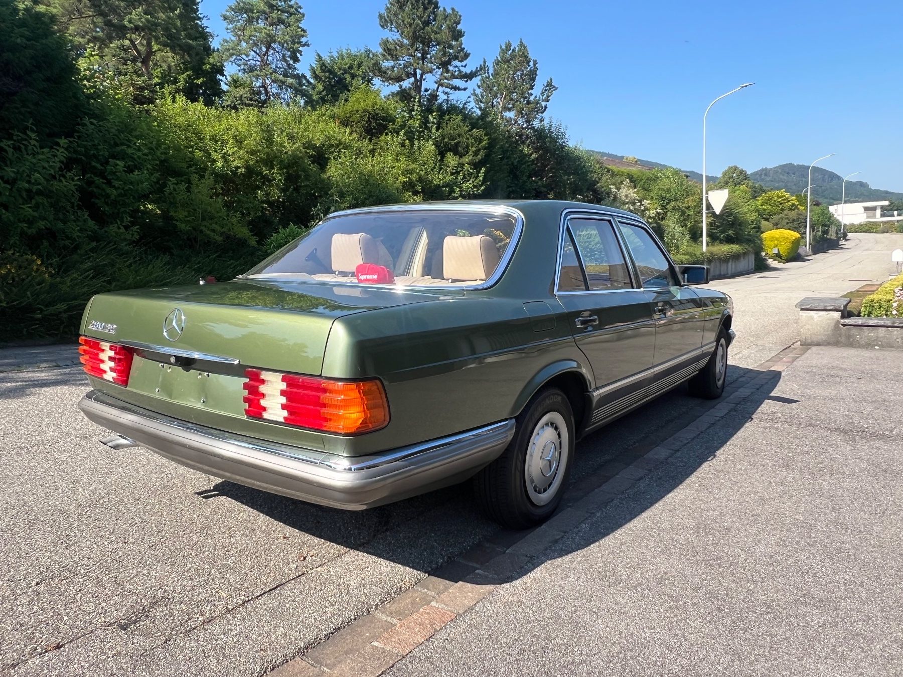 Mercedes-Benz Autos: Mercedes 280 SE – D'occasion à Hägendorf par noelwyss 4