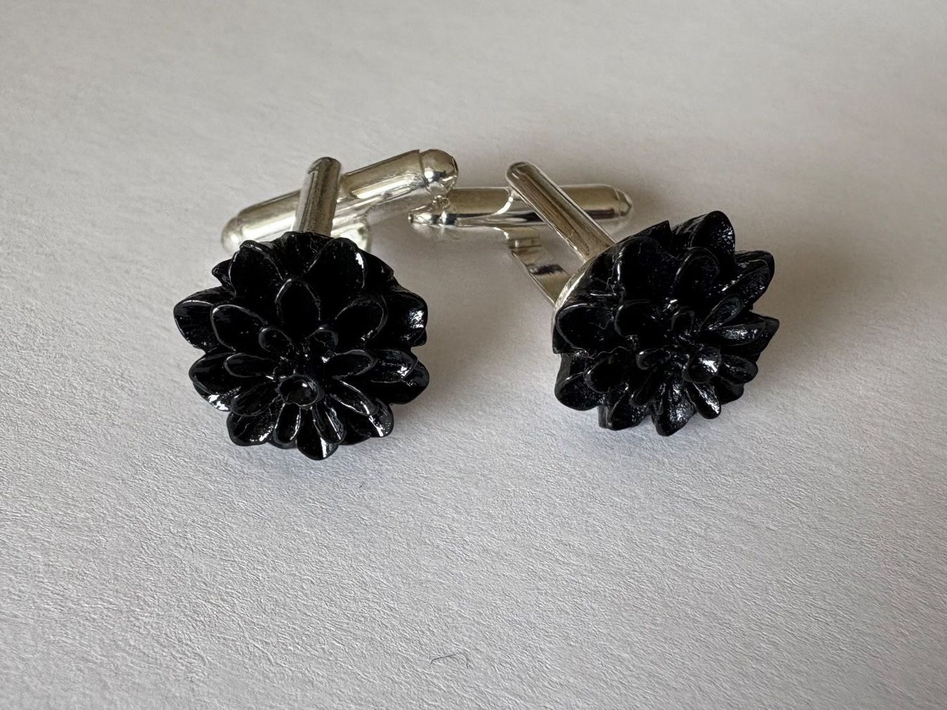 Manschettenknöpfe: Handmade flower Cufflinks - black – Neu (gemäss Beschreibung) aus Adliswil von fashionholic 2