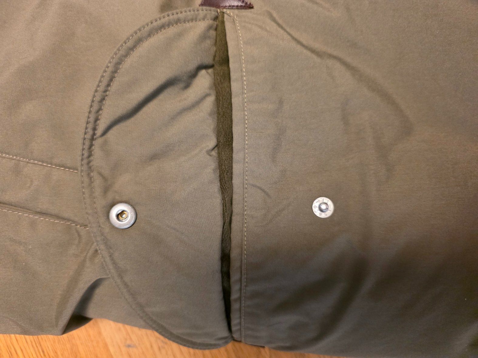 North Face Jacken: LEVIS HERREN WINTERJACKE GRÖSSE L – Gebraucht aus Hinwil von muppets 7