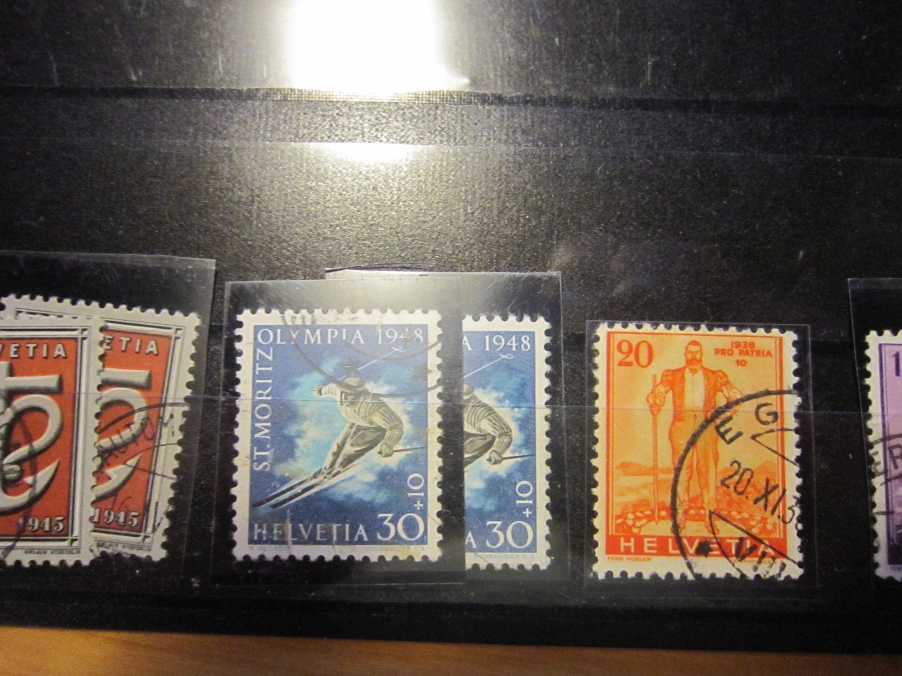 Tutti i francobolli: B1 Kleine Sammlung spezialmarken – Usato da Giubiasco venduto da sal_9j6w 3