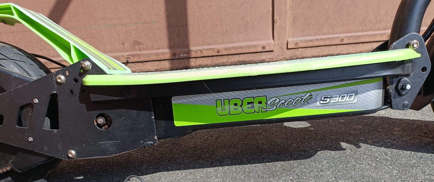 Scooter: UberScoot S500 E-Scooter mit Ladegerät – Usato da Spiez venduto da ricot90 4