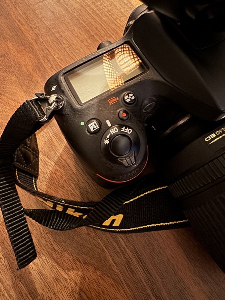 Nikon Fotocamera: Nikon D7200 mit Speedlight SB-800 und Objektiv – Usato da Baar venduto da Freethy 3