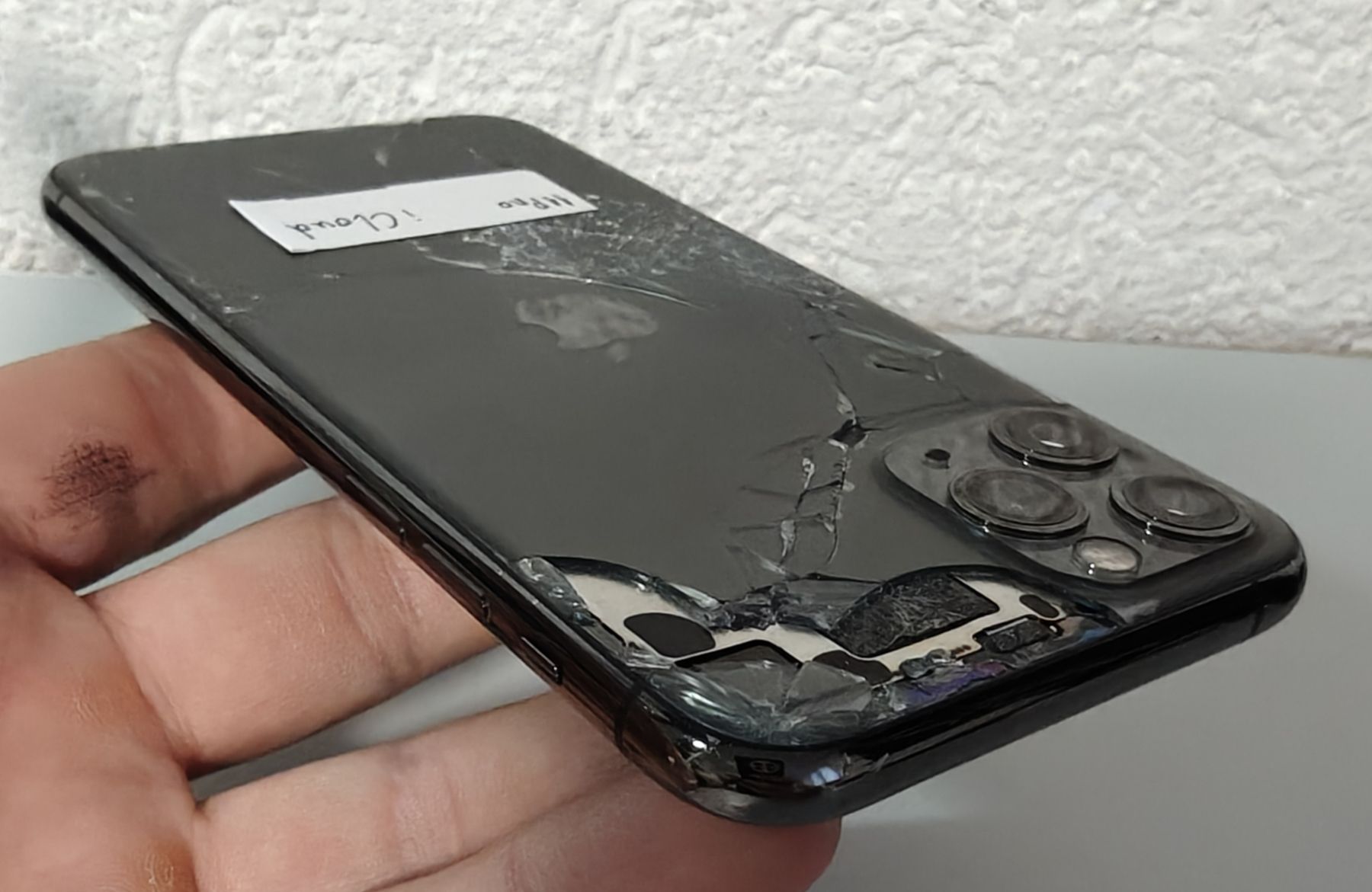 Apple Telefoni cellulari / Smartphones: iPhone 11 Pro – Difettoso da Ehrendingen venduto da Rocky985 3