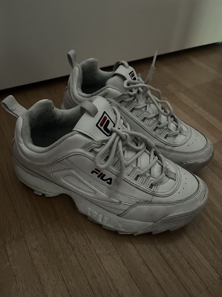 Fila Scarpe da donna: FILA disruptor taille 39 – Usato da Le Grand-Saconnex venduto da Koko.hime_