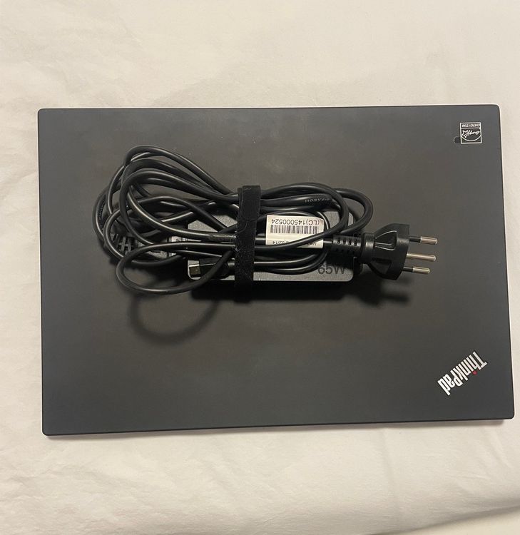 Lenovo ThinkPad T14 Gen 1 2