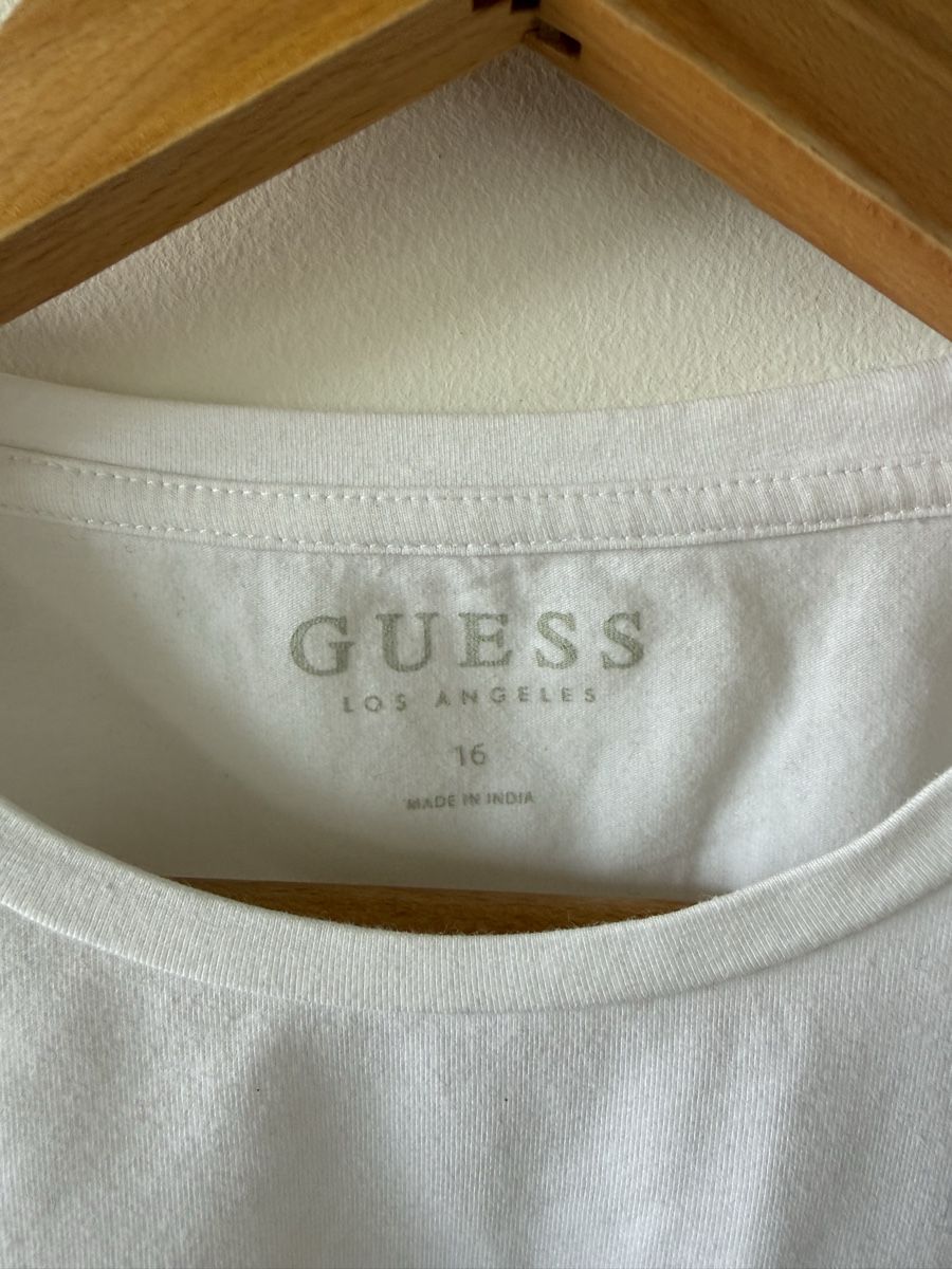 Guess Camicette, T-shirt & Top: T-shirt Guess blanc taille 16ans  – Usato da Cormondrèche venduto da ali_9zh5 1