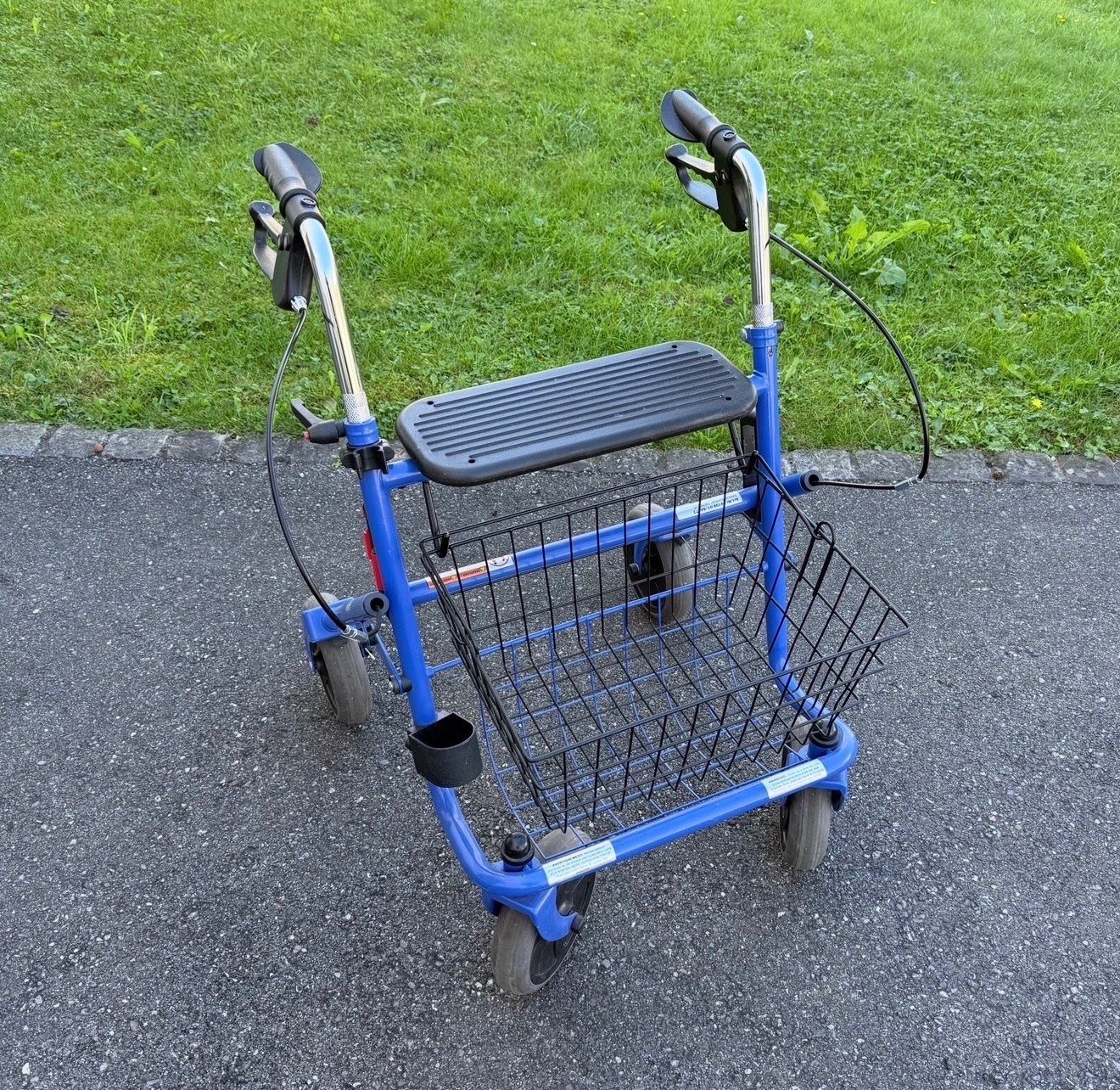 Aides à la marche: Rollator – D'occasion à Gerlafingen par HungerDiva