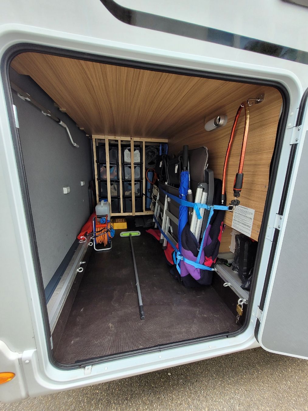 Dethleffs Véhicules de camping: Wohnmobil Dethleffs – Neuf (Voir description) à Neuwilen par rudi73 7