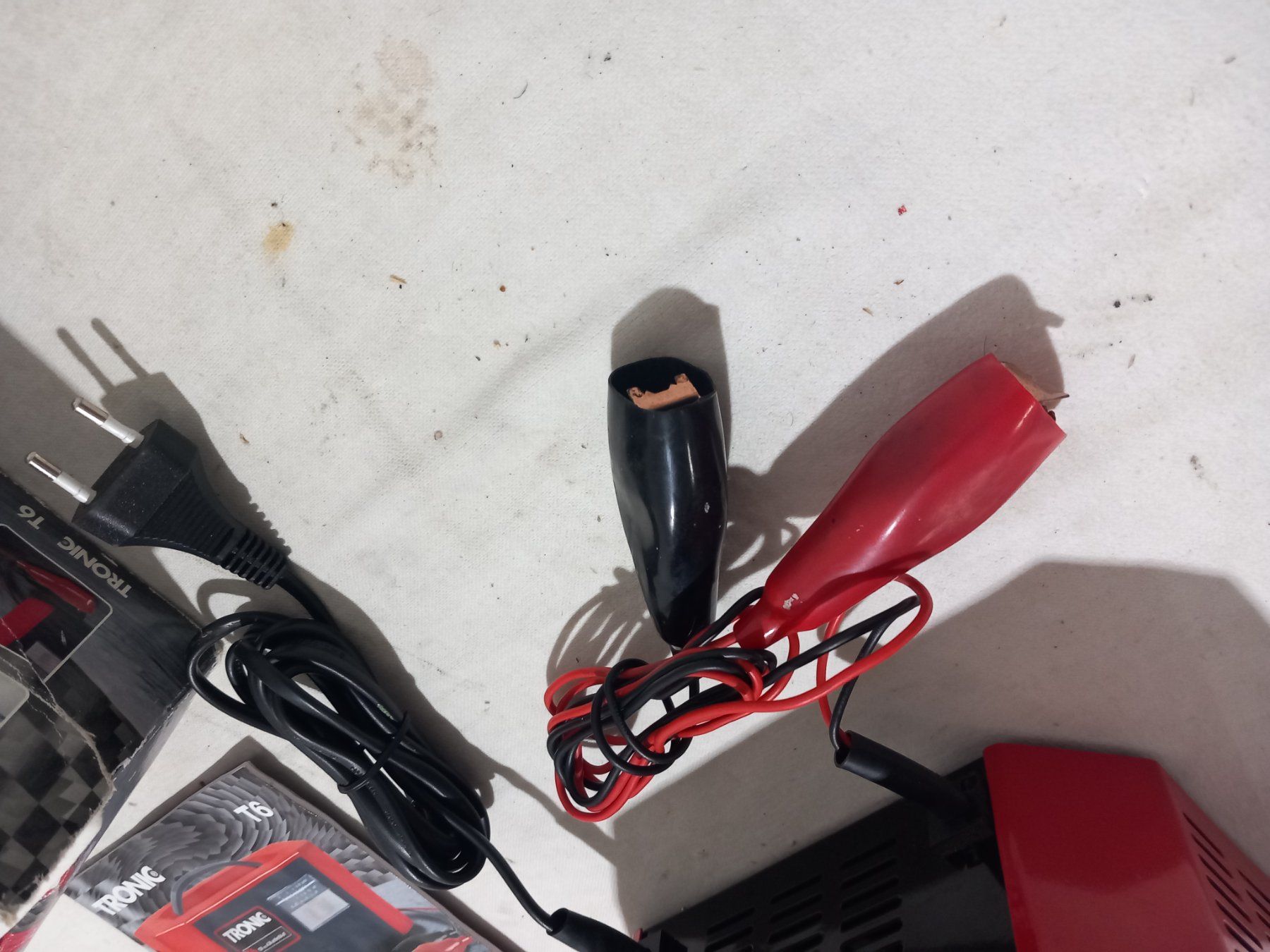 Batterie-Ladegeräte: KFZ-Batterie-Ladegerät Tronic T6 – Gebraucht aus Rheinau von profitronic.shop 2