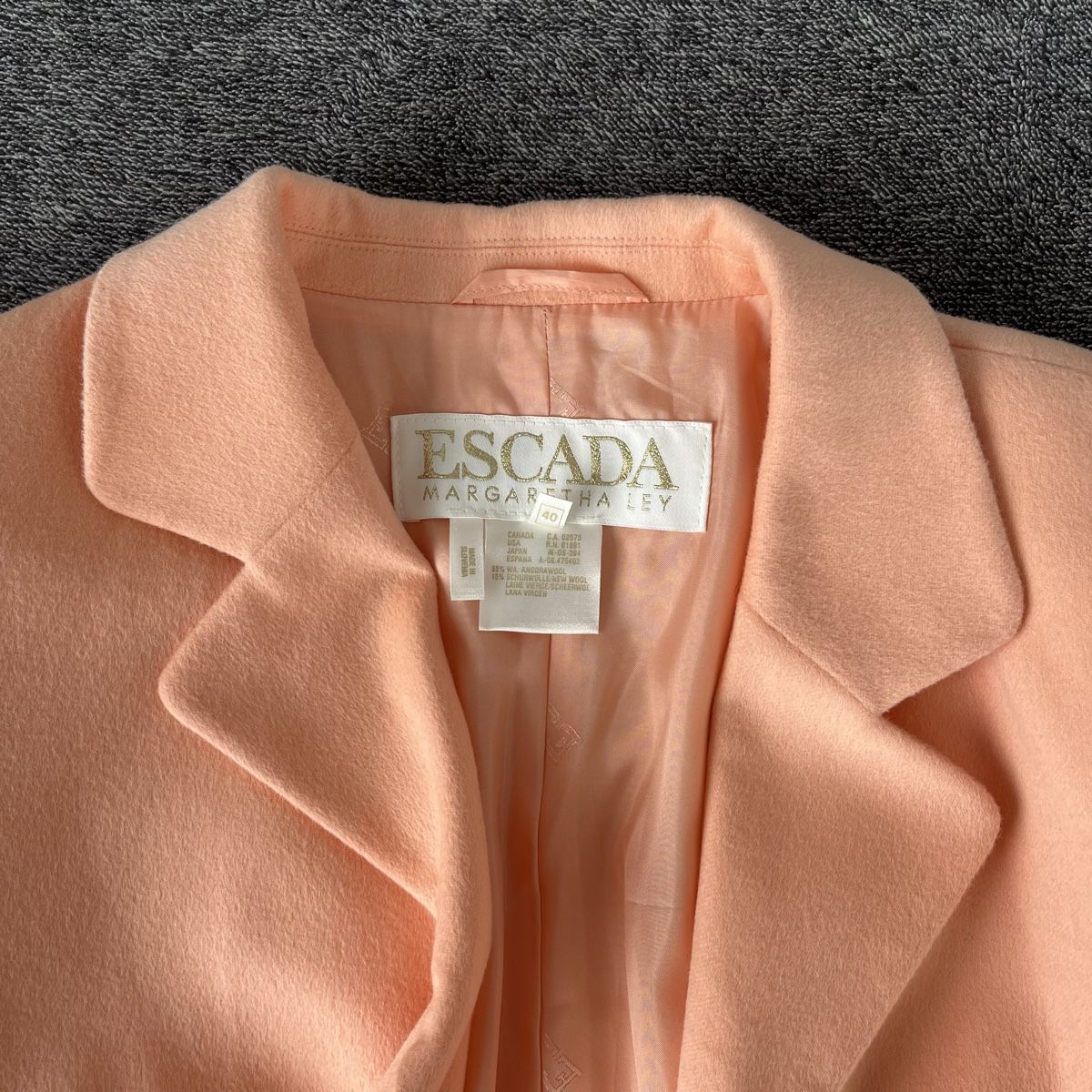Escada Giacche: Escada Blazer – Nuovo (secondo la descrizione) da Zug venduto da saskia-chiara 4
