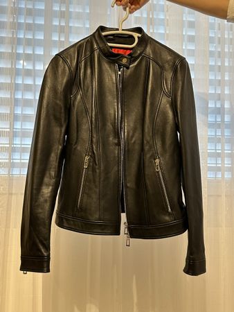 Schwarze Lederjacke Grösse M Hugo Boss