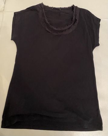 Hugo Boss Tshirt 🌸