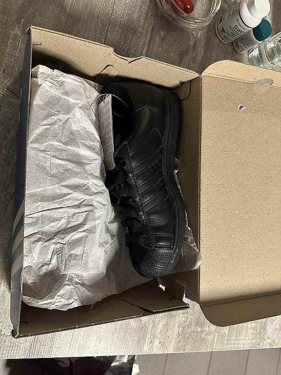 Scarpe da uomo: Adidas Superstar Sneaker – Nuovo e nell'imballaggio originale da Gunten venduto da Ikerpruden 3