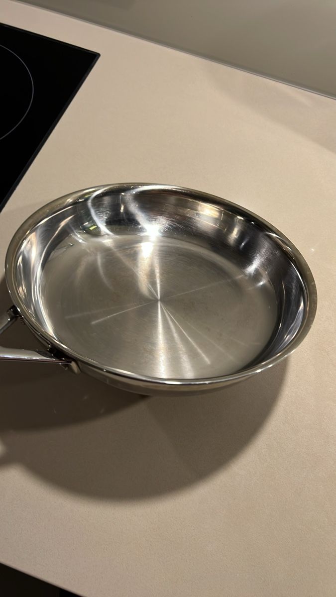 Le Creuset Padelle: Stainless steel pan 24cm – Usato da Schlieren venduto da JordiV