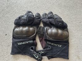 Dakine bike gloves