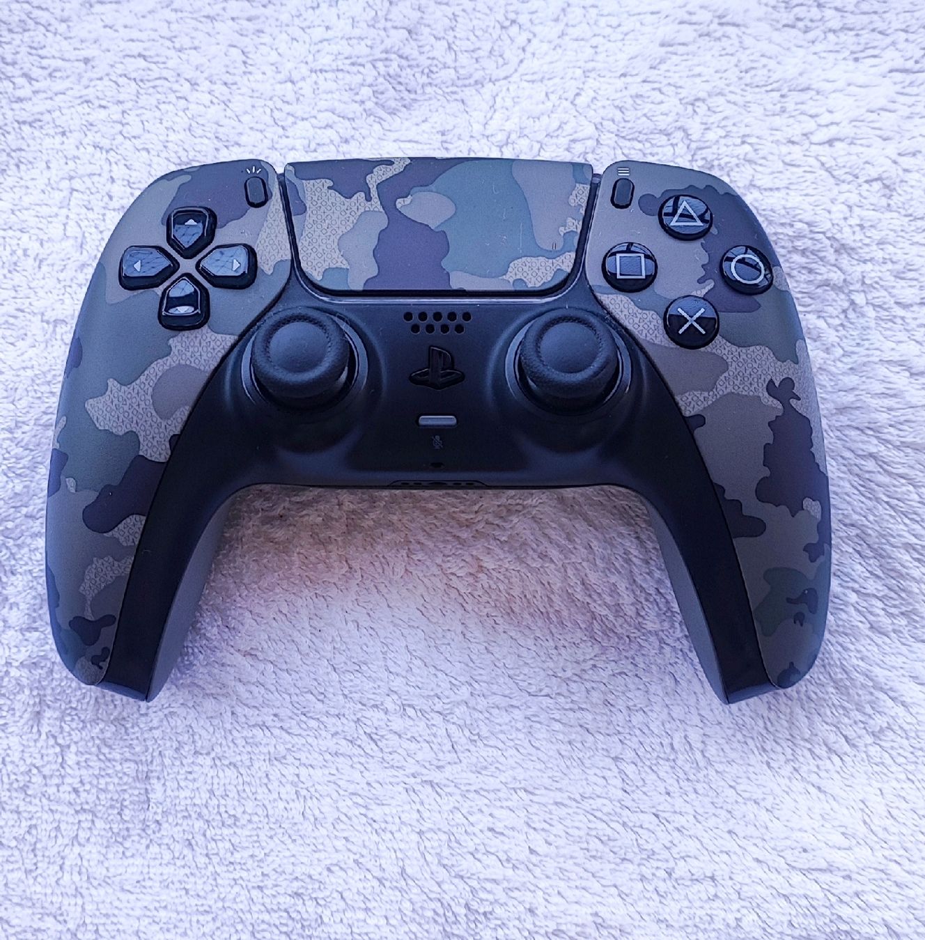 Sony Controller: PS5 Controller ( defekt) – Defekt aus Zollikofen von zar_j67f 6