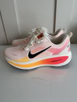 W Nike Vomero 18 / Gr. 9.5 (EUR 41)
