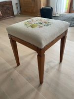 Stuhl Hocker antik