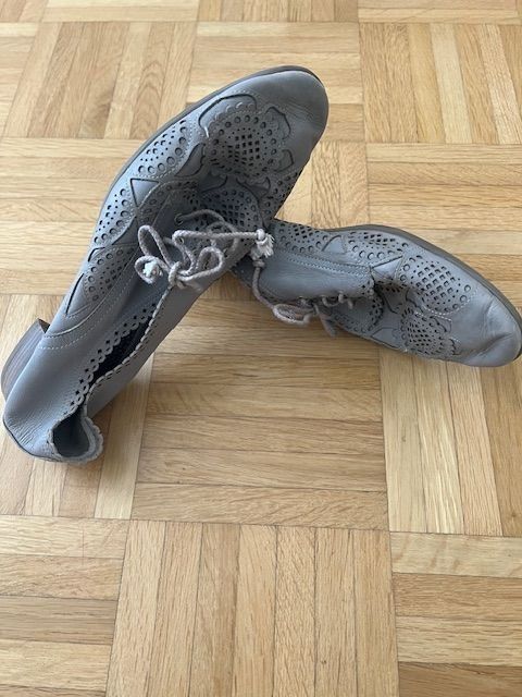 Scarpe da donna: Sommer - Halbschuhe Gr. 40 Leder! – Nuovo (secondo la descrizione) da Walenstadt venduto da ricamul 8