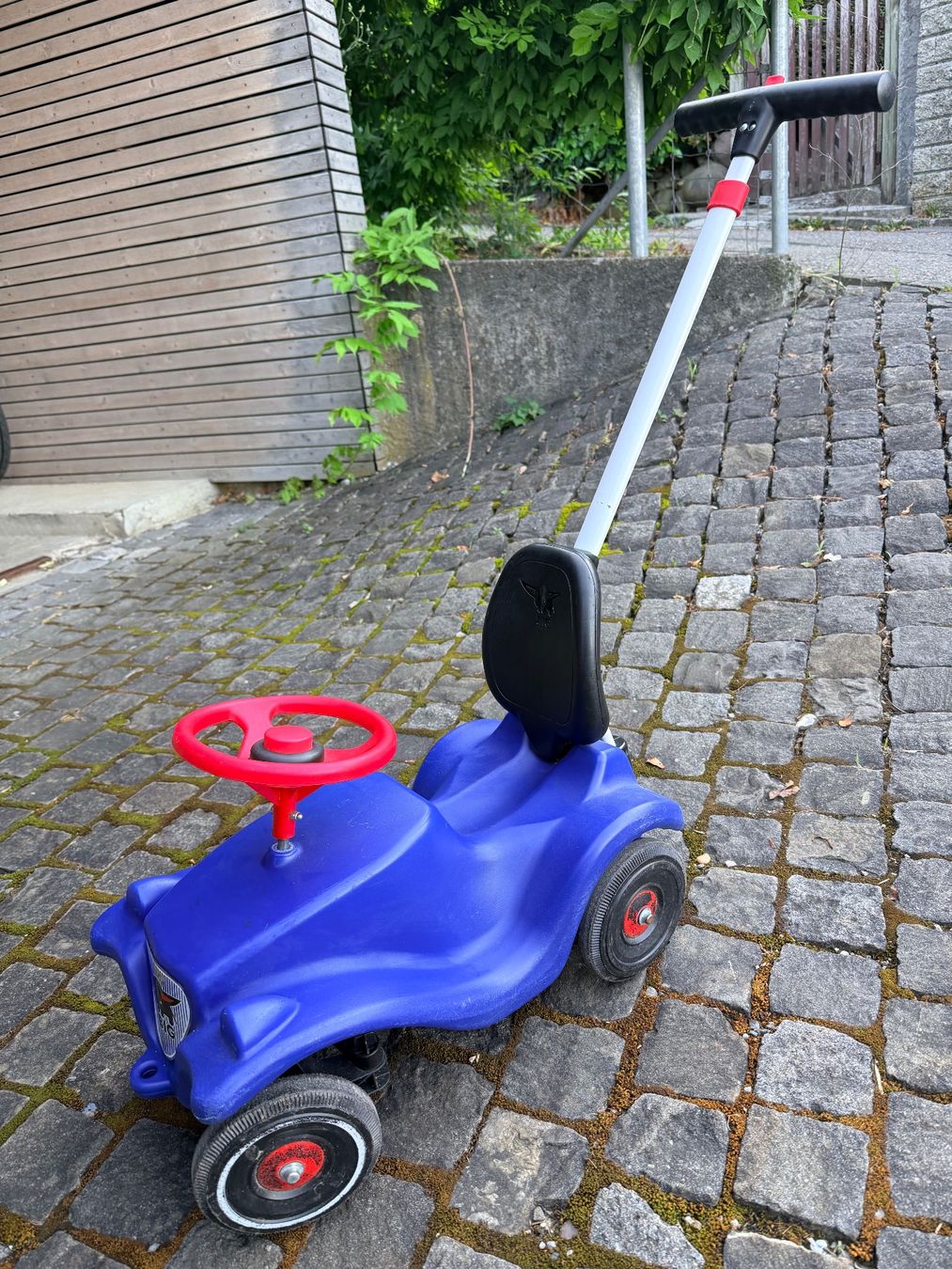 Fahrzeuge für Kinder: Bobby Car mit Stange - abzugeben – Gebraucht aus Richterswil von ale_f2rq 1