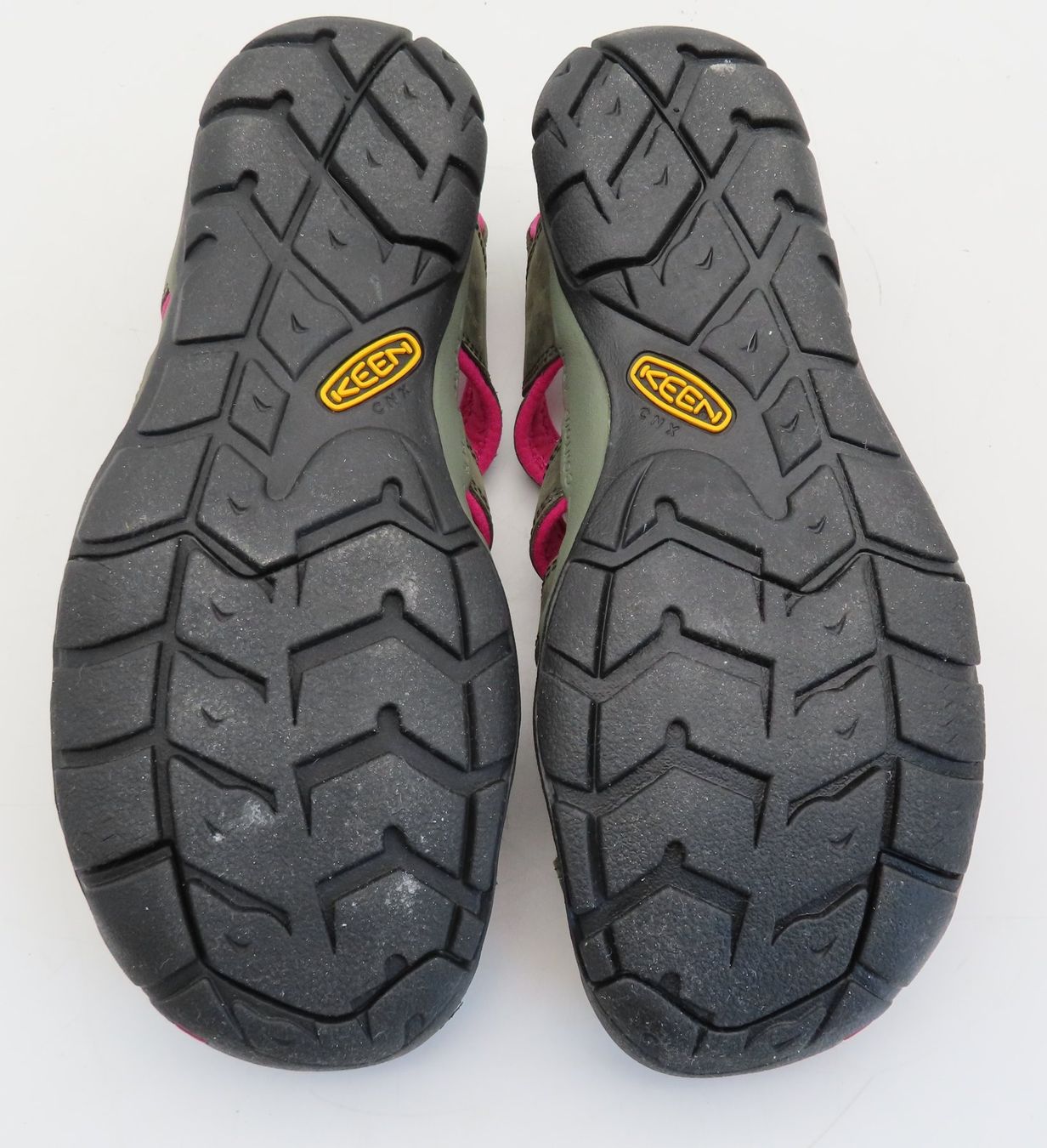 Keen Chaussures femmes: Keen Wandersandalen – D'occasion à Reinach BL par WBZ-Flohmarkt 4