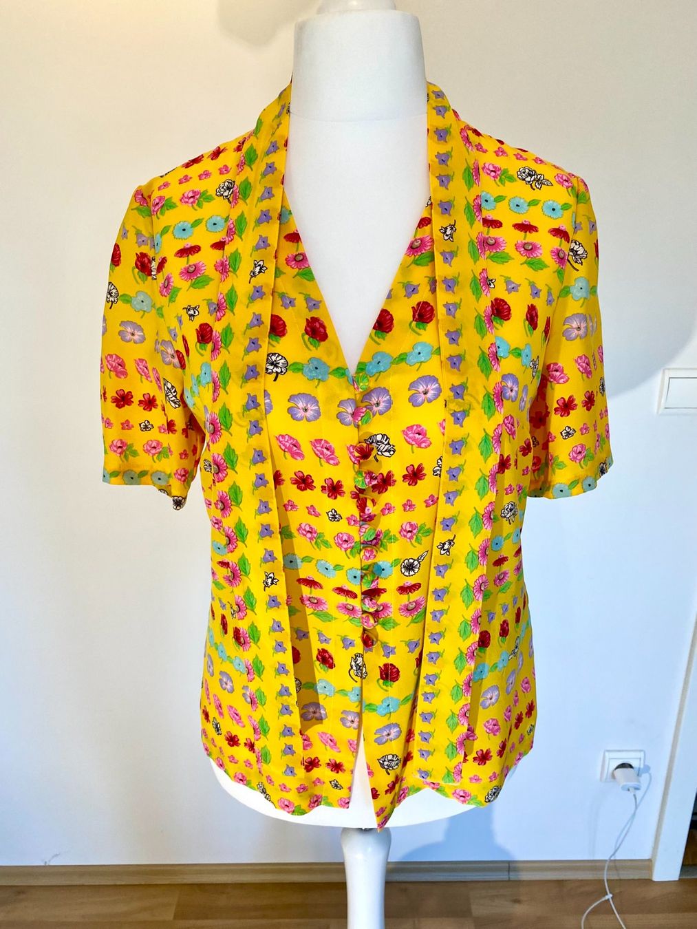 Versace Camicette: Versace Seidenbluse Couture, Gr 38, massgeschneidert – Usato da Basel venduto da TheElegantEdit 1