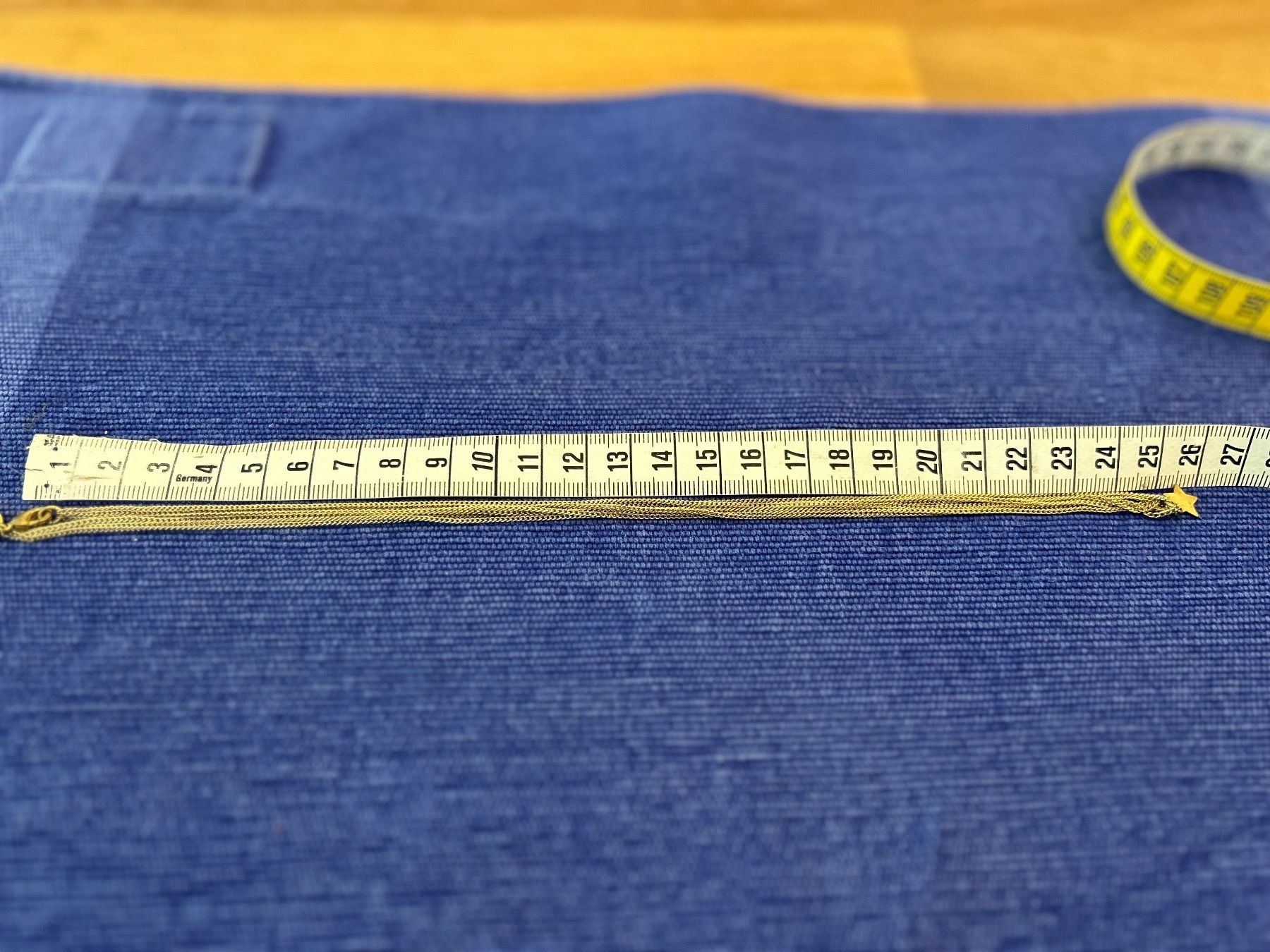 Maison Scotch Catenine: Maison Scotch: Kette mit Stern goldfarbig – Nuovo (secondo la descrizione) da Basel venduto da Interstellar85 3