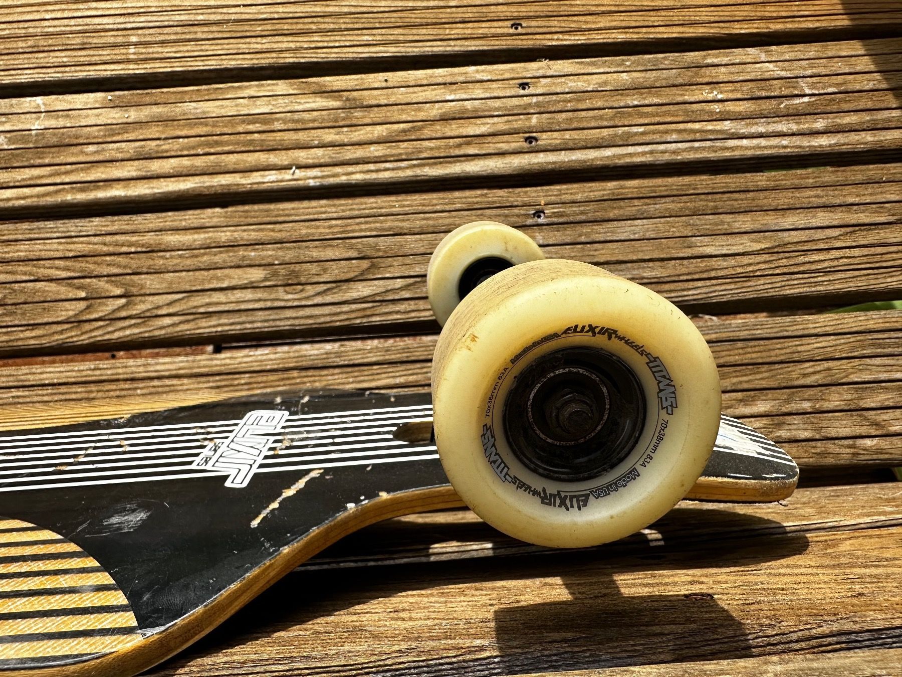 Skateboards: Longboard Carbonizer – Gebraucht aus Richterswil von  5
