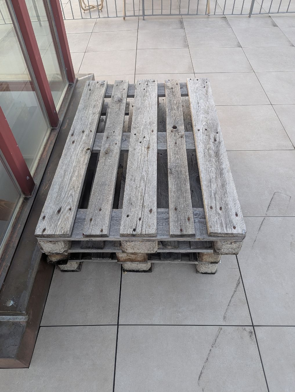 Pallets: 3 Europaletten – Usato da Luzern venduto da ber_w5p7 1