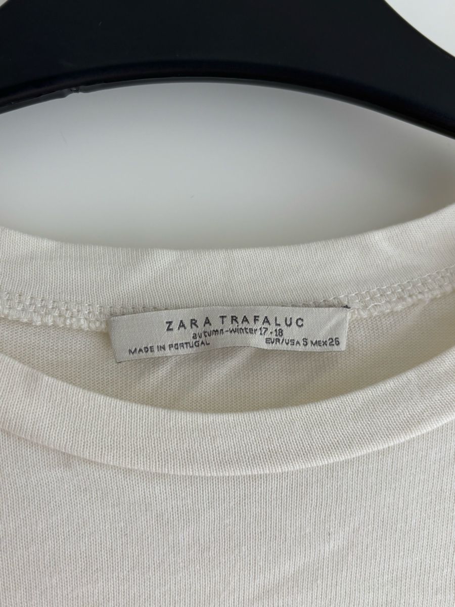 Zara T-shirt: Tshirt mit Rüschen – Usato da Winterthur venduto da leimaj 1