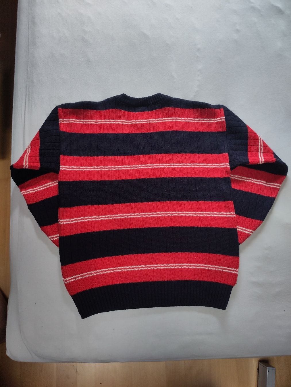 Lacoste Pulls & Sweat-shirts: Vintage Lacoste Sweater – D'occasion à Gadmen par juliansen 2