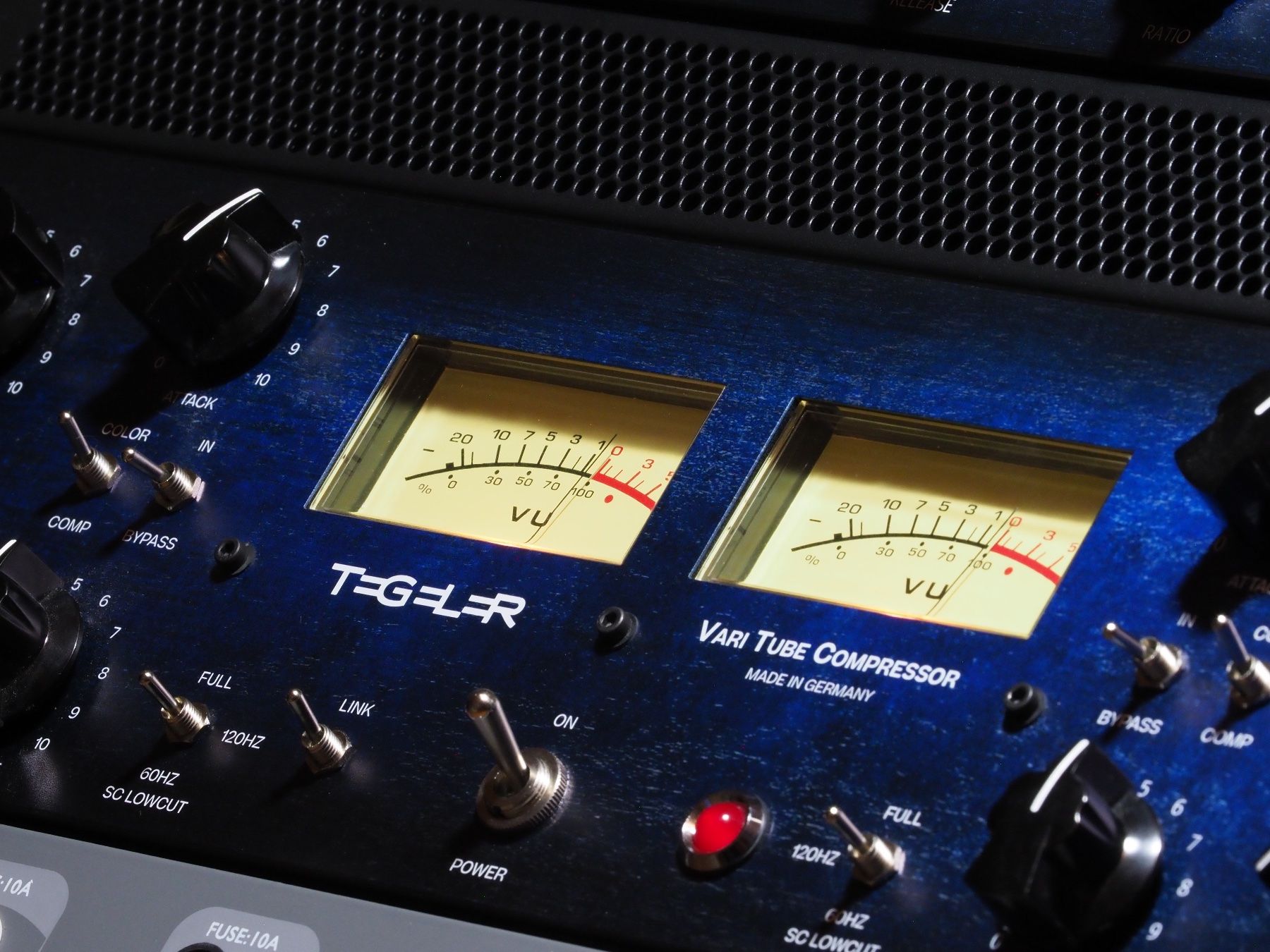 Equipement studio: Mastering Rack – Neuf (Voir description) à Winterberg ZH par Flavio345 3