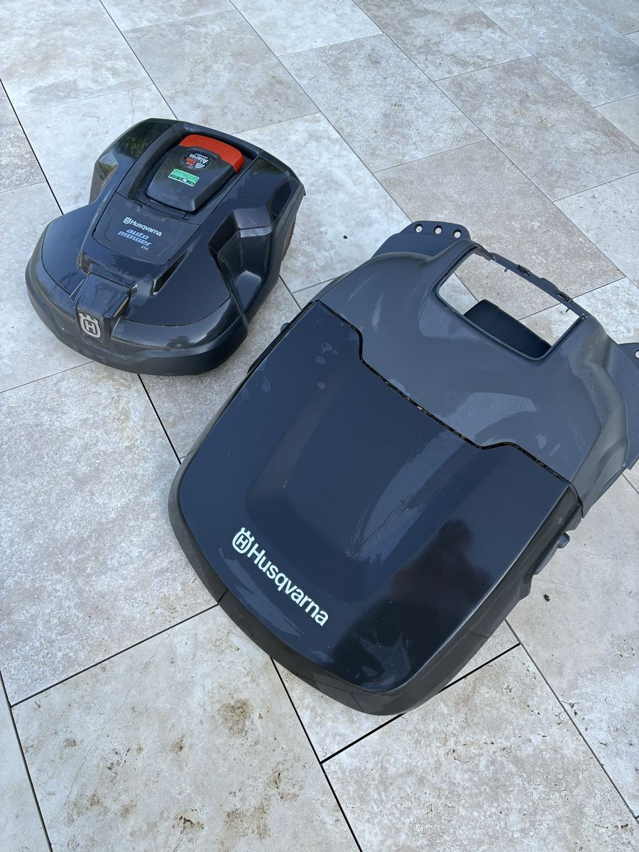 Husqvarna Tagliaerba: Husqvarna Automower 310  – Usato da Hofstetten SO venduto da cec_bty2 1